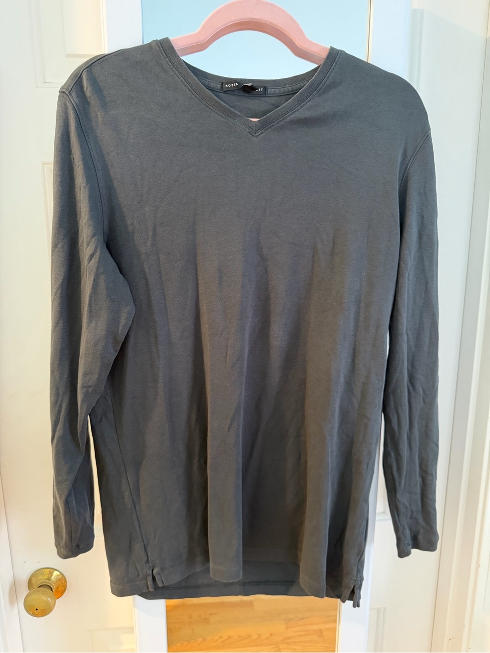 Robert Barakett Men's V-Neck Long Sleeve Tee Shirt - Dark Gray